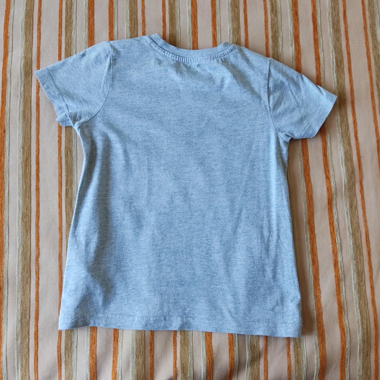 Camiseta de manga corta. Talla 6 A (116 cm) – photo 3